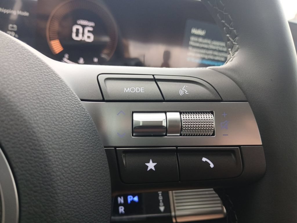 New 2026 Hyundai Kona SEL Premium FWD image 17