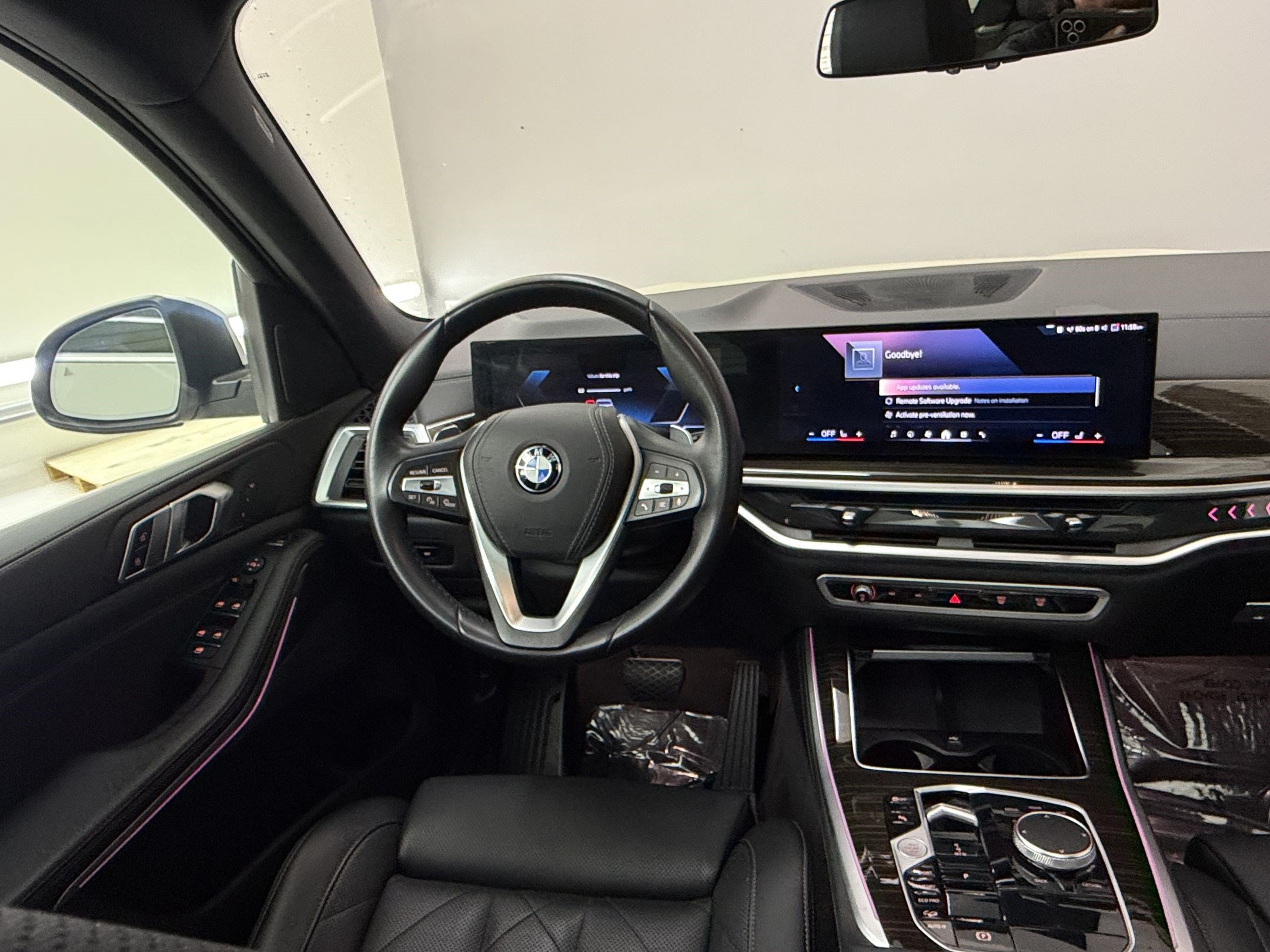 Certified 2024 BMW X5 xDrive40i w/ Parking Assistance Package AWD/4WD image 28