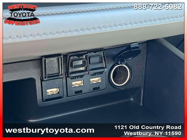 Used 2020 Toyota Highlander Limited AWD/4WD image 35