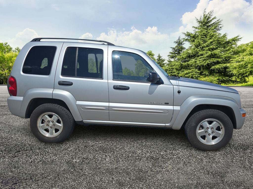 Used 2003 Jeep Liberty Limited AWD/4WD image 8