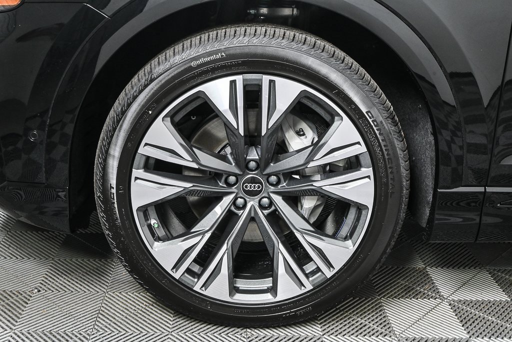 New 2026 Audi Q8 Premium Plus image 38