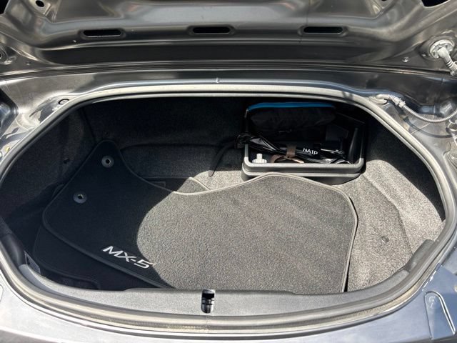 Used 2019 MAZDA MX-5 Miata RF Grand Touring w/ GT-S Package RWD image 14