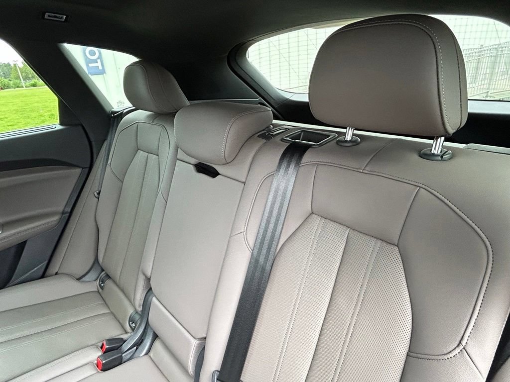 Used 2025 Audi Q5 Premium Plus AWD/4WD image 49