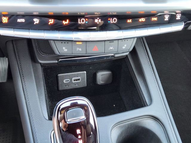 Used 2024 Cadillac XT4 Premium Luxury w/ Cold Weather Package image 19