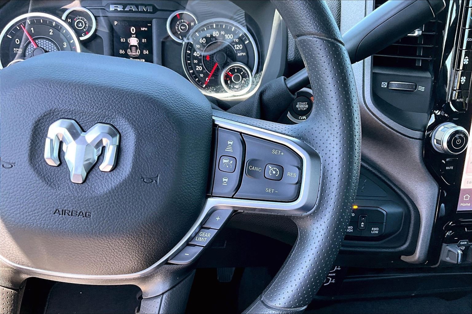 New 2026 RAM 2500 Tradesman AWD/4WD image 19