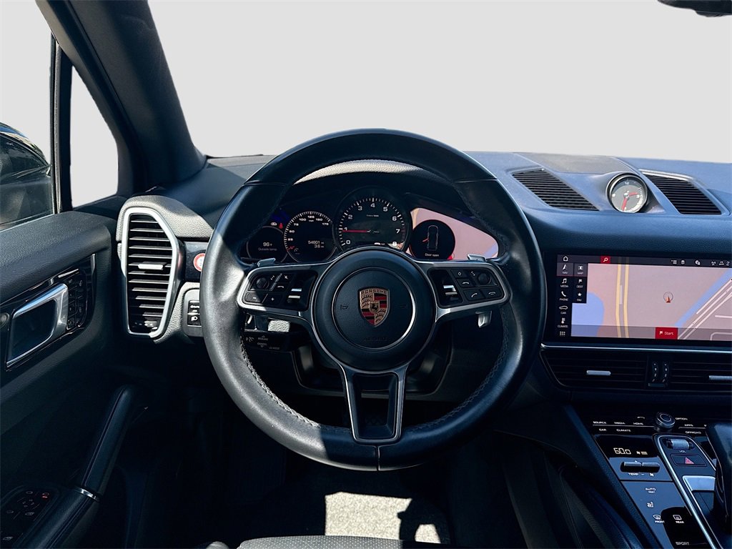 Used 2019 Porsche Cayenne w/ Premium Package image 25