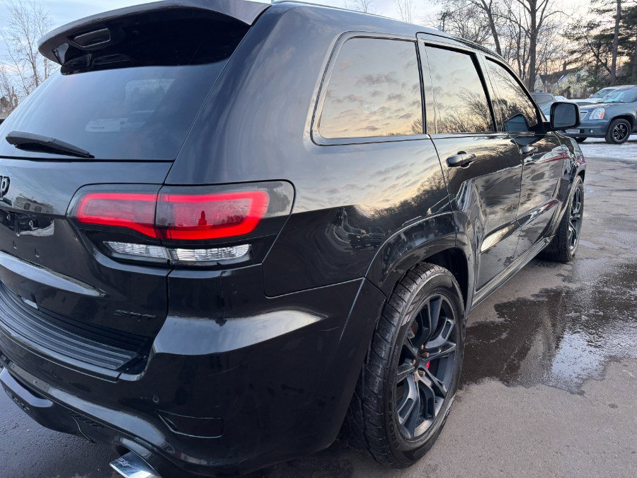 Used 2015 Jeep Grand Cherokee SRT w/ Luxury Group II image 11