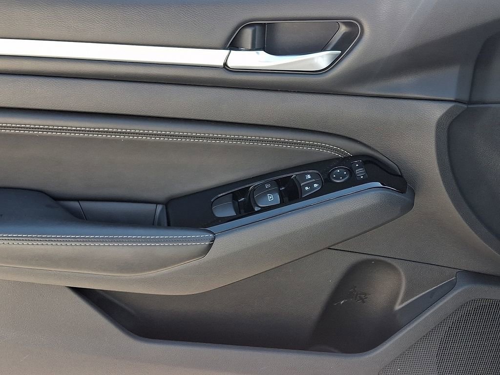 Used 2020 Nissan Altima 2.5 SV AWD/4WD image 13