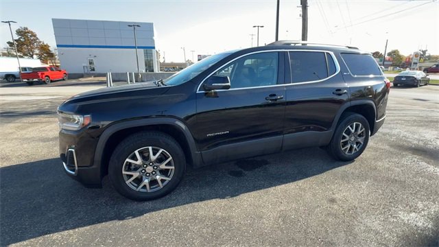 Used 2023 GMC Acadia SLT image 4