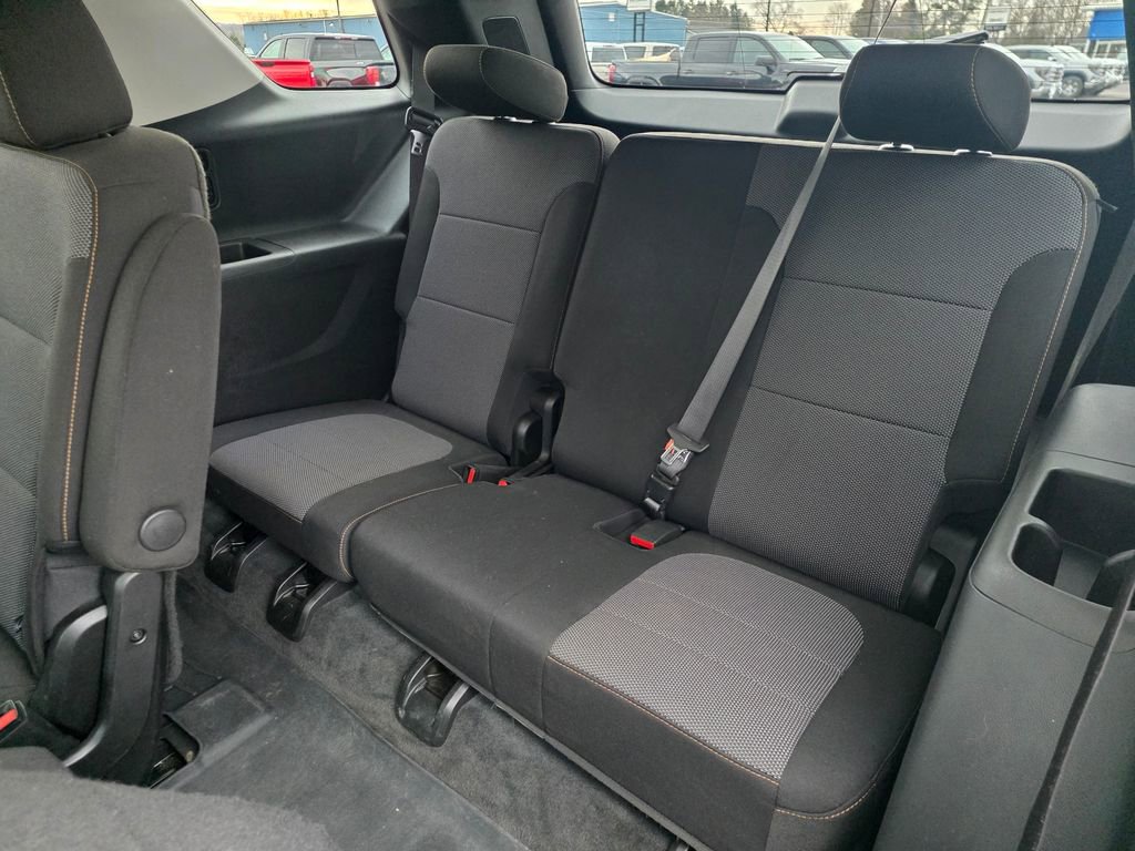 Used 2020 Chevrolet Traverse LT w/ LPO, Blackout Package image 26