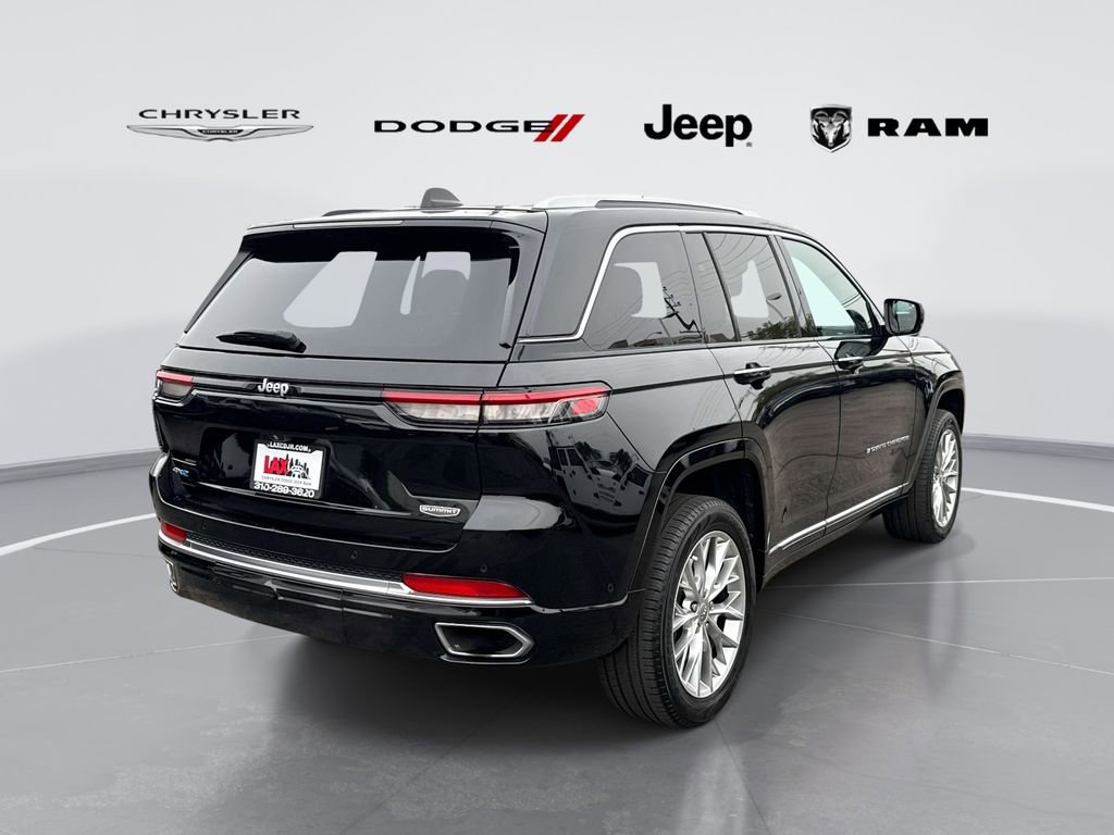 Used 2023 Jeep Grand Cherokee Summit AWD/4WD image 3
