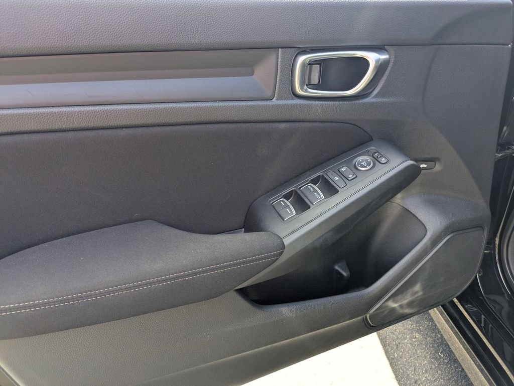 Used 2025 Honda Civic Sport image 15
