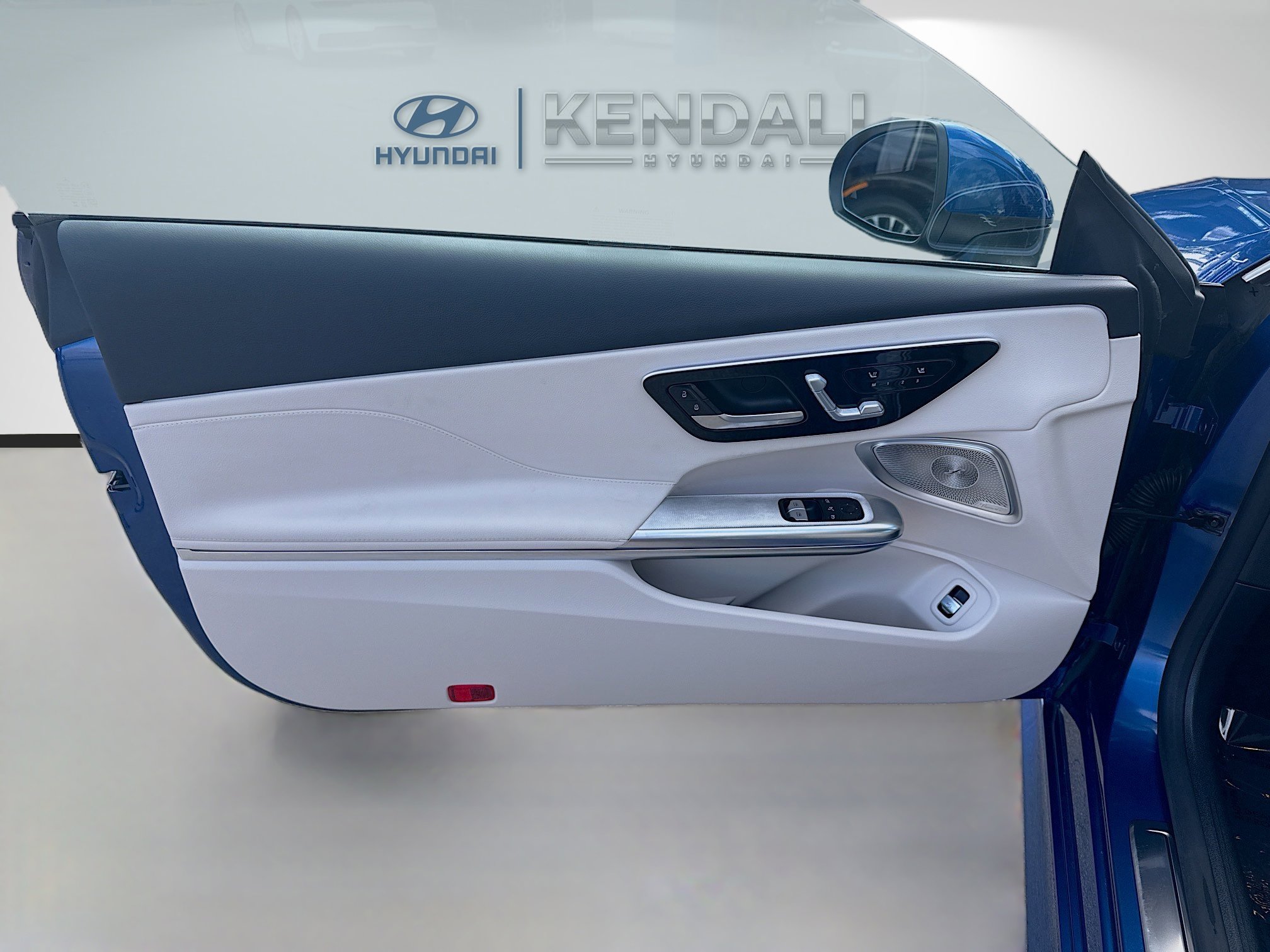 Used 2024 Mercedes-Benz CLE 300 4MATIC Coupe image 18