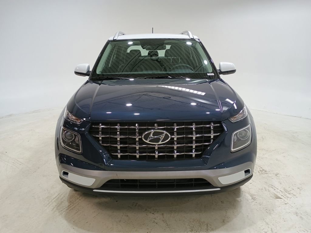 New 2026 Hyundai Venue SEL image 2