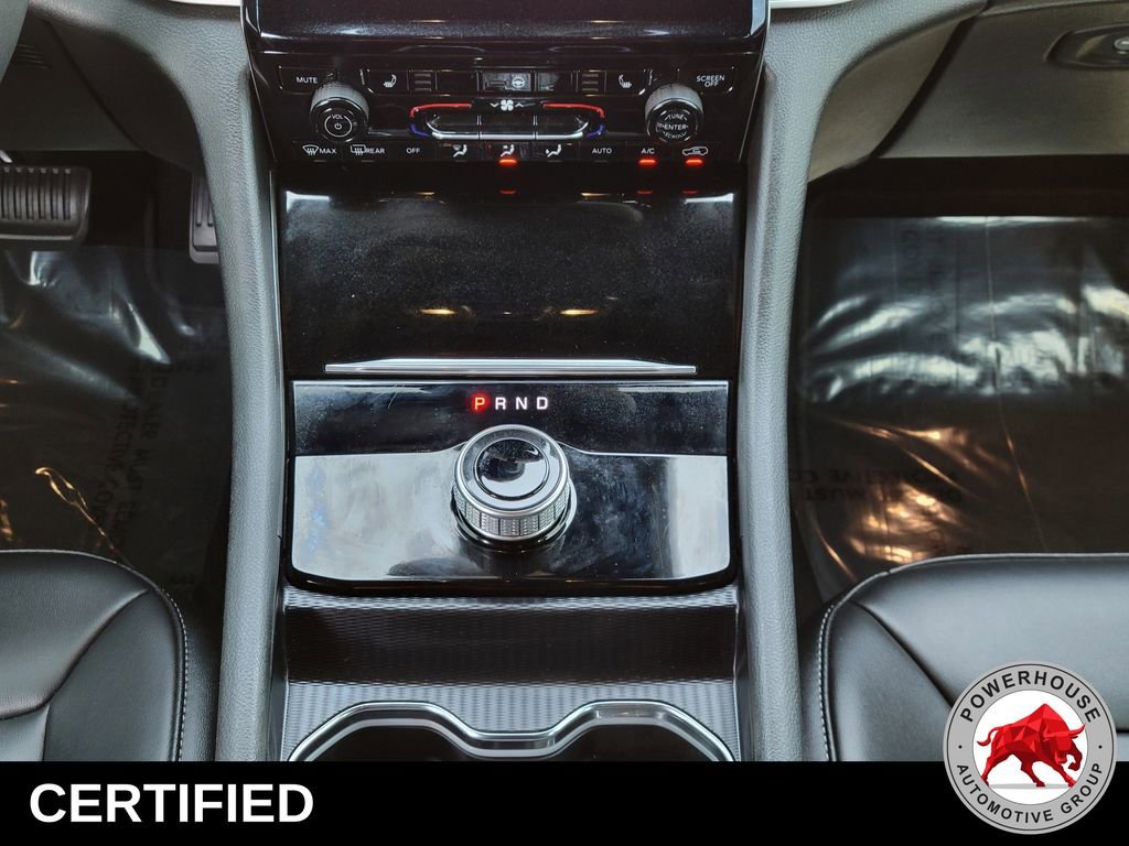 Used 2024 Jeep Grand Cherokee Limited image 23