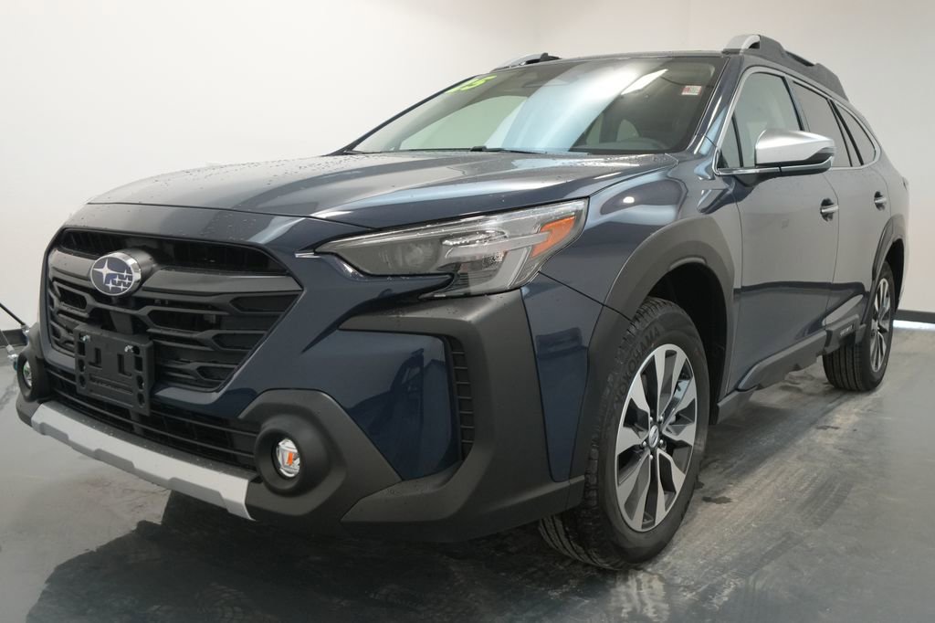 New 2025 Subaru Outback Touring XT image 3