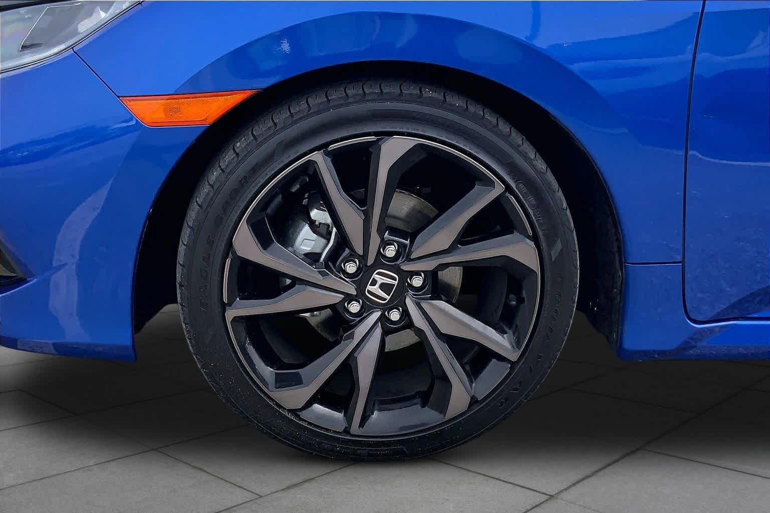 Used 2020 Honda Civic Sport image 11