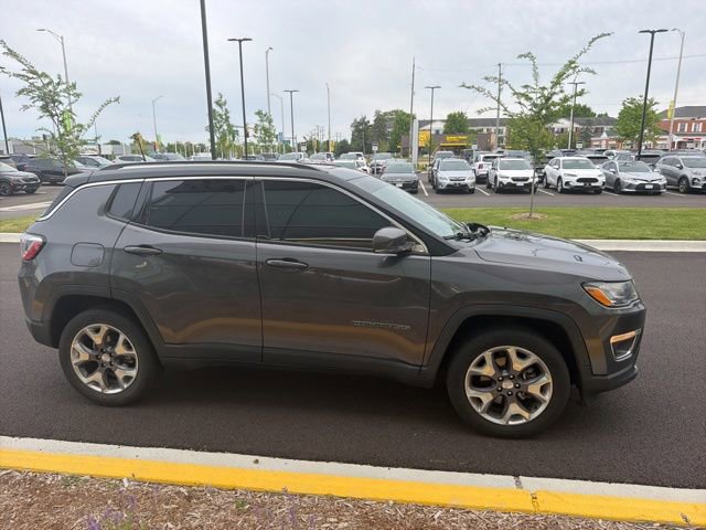 Used 2020 Jeep Compass Limited AWD/4WD image 18