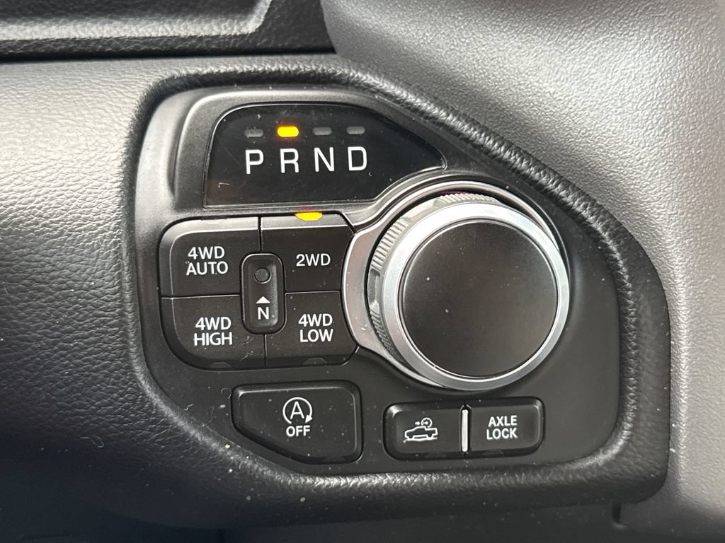 Used 2023 RAM 1500 Big Horn AWD/4WD image 24