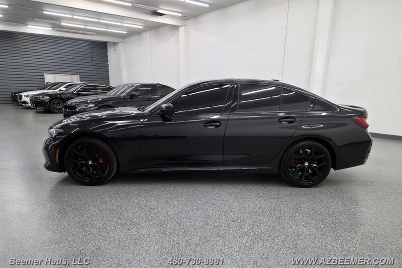 Used 2025 BMW 330i Sedan w/ M Sport Package RWD image 5