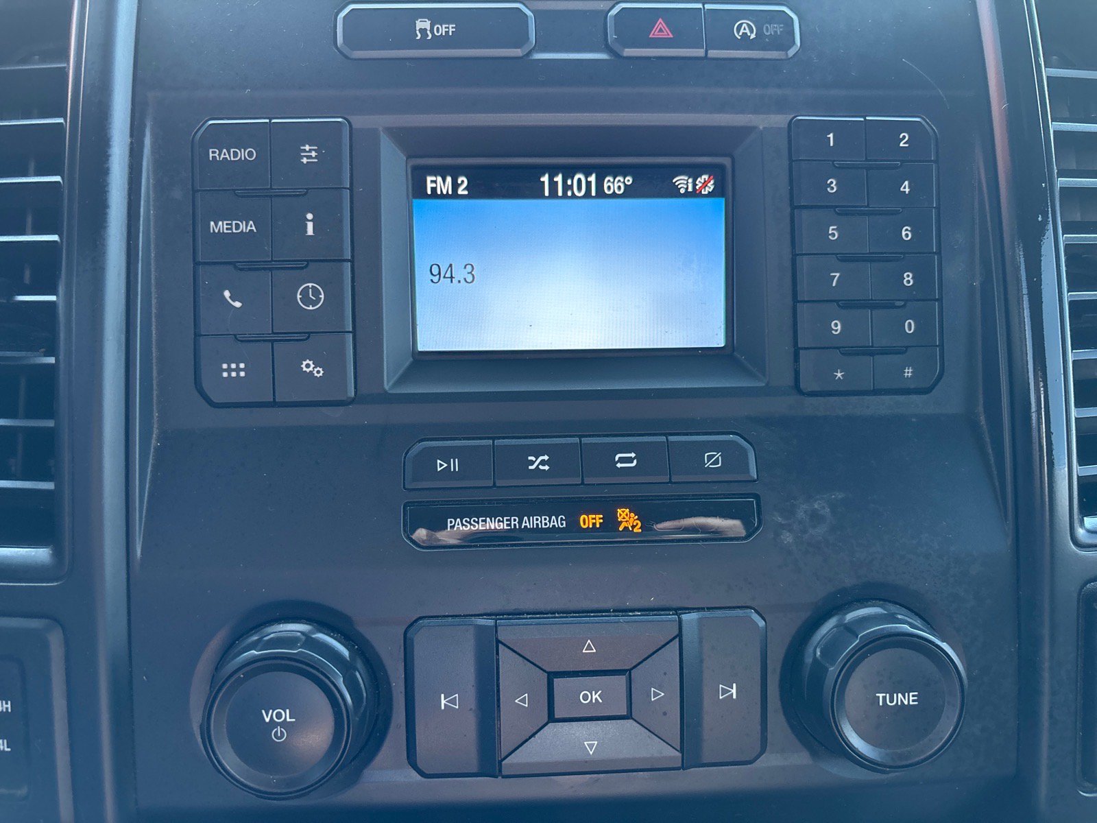 Used 2019 Ford F150 XL w/ Equipment Group 101A Mid AWD/4WD image 22