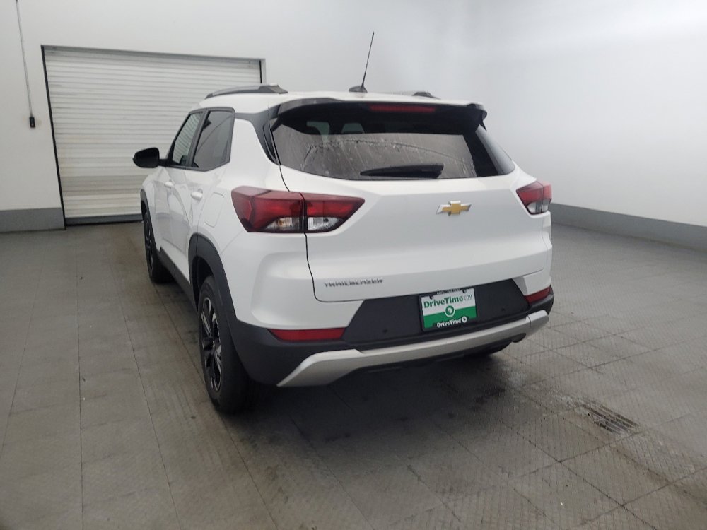 Used 2022 Chevrolet TrailBlazer LT w/ Convenience Package FWD image 6