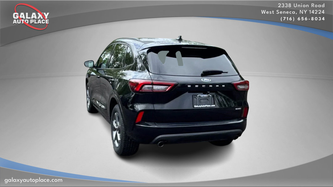 Used 2023 Ford Escape ST-Line image 7