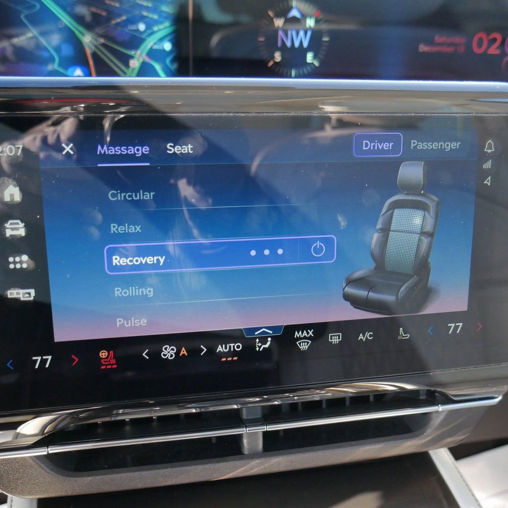 Used 2024 Lincoln Nautilus Black Label image 32