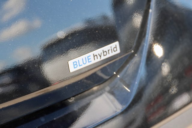 New 2025 Hyundai Elantra Blue image 6