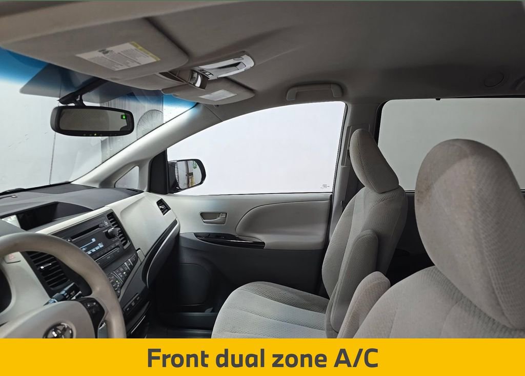 Used 2014 Toyota Sienna LE FWD image 15