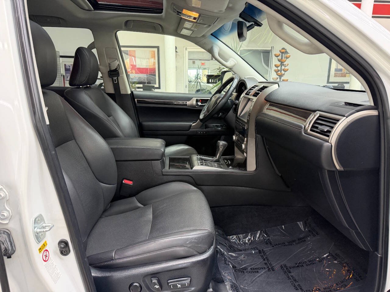 Used 2016 Lexus GX 460 w/ Comfort Package AWD/4WD image 16
