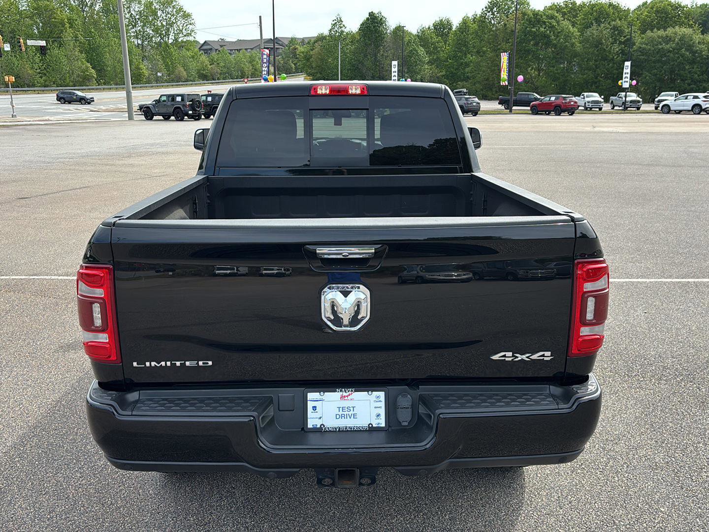 Used 2022 RAM 2500 Limited image 5
