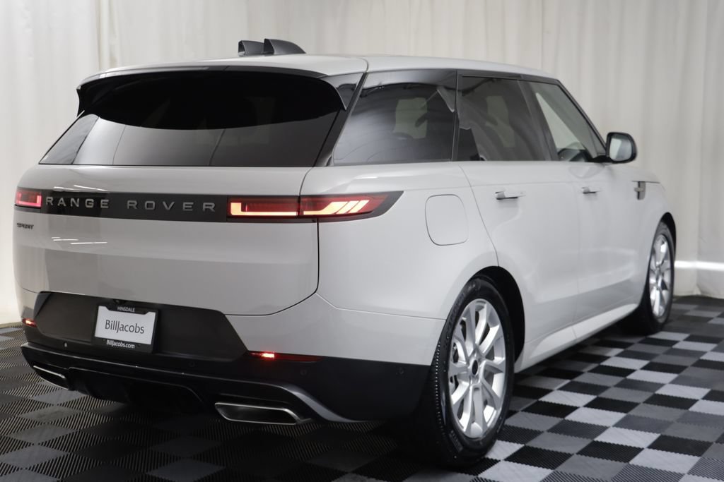 Certified 2026 Land Rover Range Rover Sport SE AWD/4WD image 17