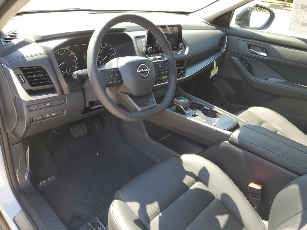 New 2026 Nissan Rogue Dark Armor FWD image 22