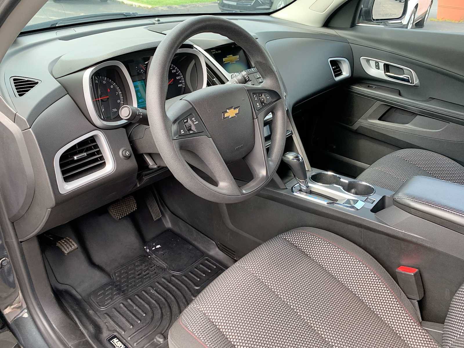 Certified 2017 Chevrolet Equinox LS FWD image 10