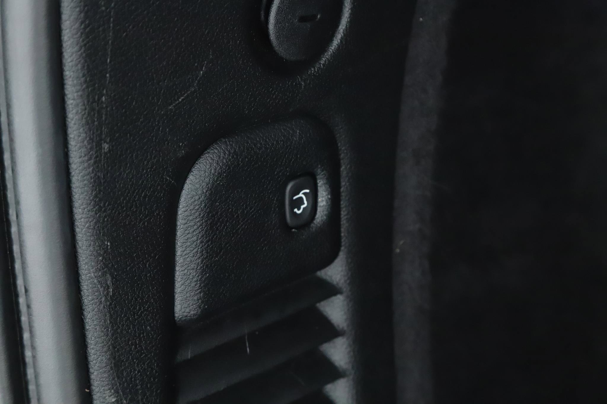 Used 2022 Dodge Durango GT image 19