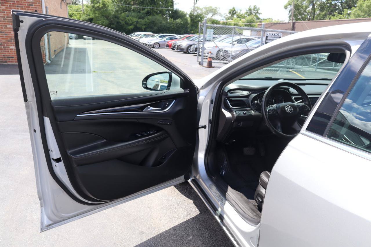 Used 2018 Buick LaCrosse Essence FWD image 18