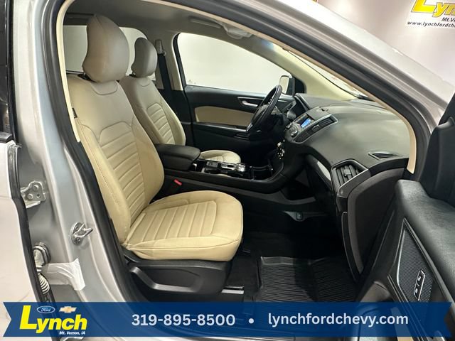Used 2019 Ford Edge SE AWD/4WD image 6