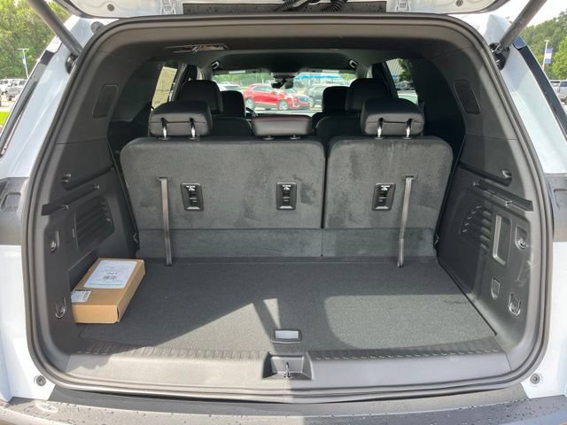 New 2026 Chevrolet Traverse Z71 w/ Enhanced Driving Package AWD/4WD image 6