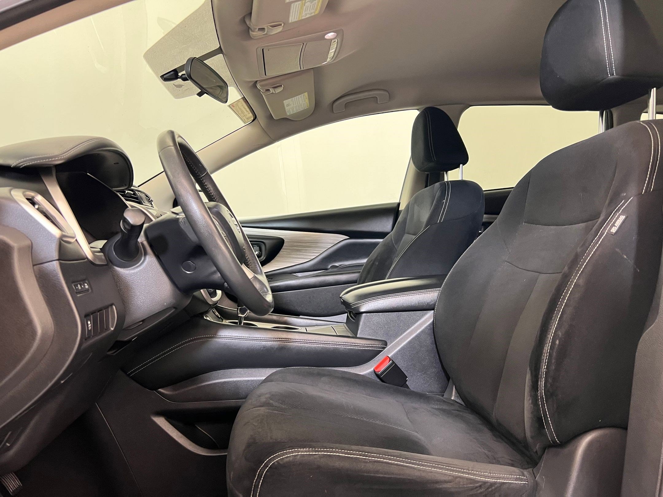 Used 2017 Nissan Murano SV image 5