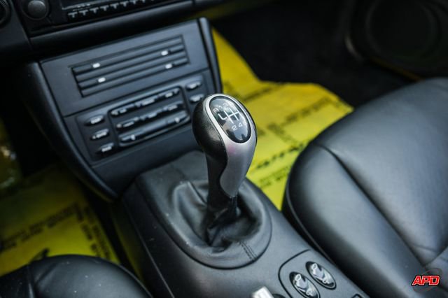 Used 2000 Porsche 911 Carrera 4 image 12