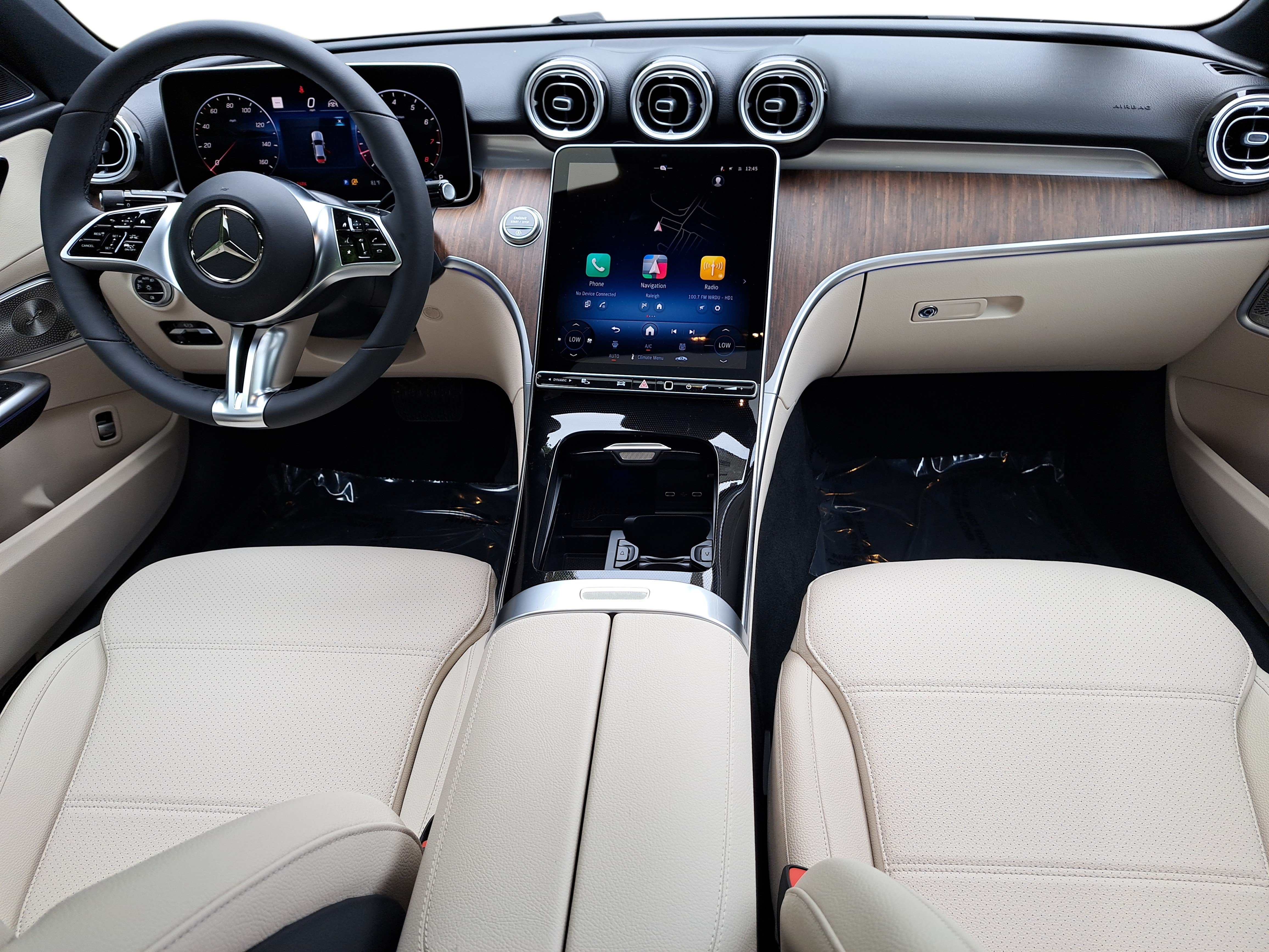 New 2026 Mercedes-Benz C 300 4MATIC Sedan image 9