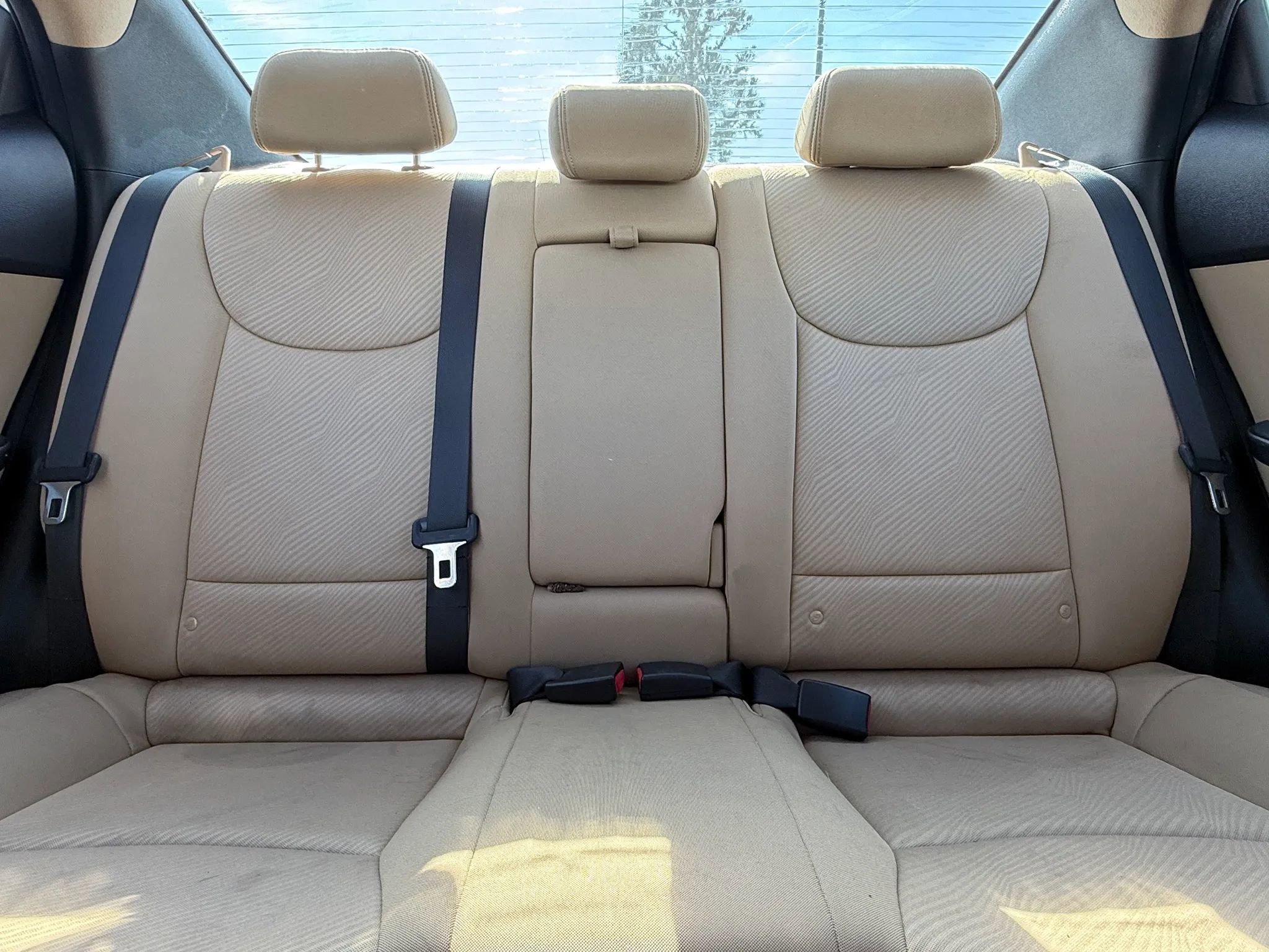 Used 2012 Hyundai Elantra GLS image 22