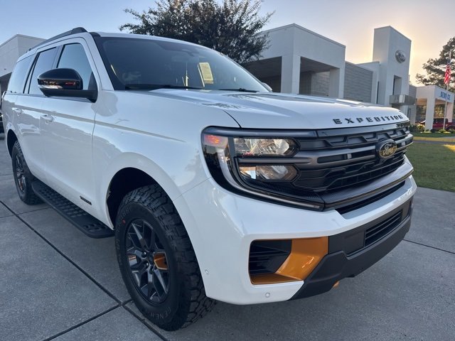 New 2025 Ford Expedition Tremor image 1