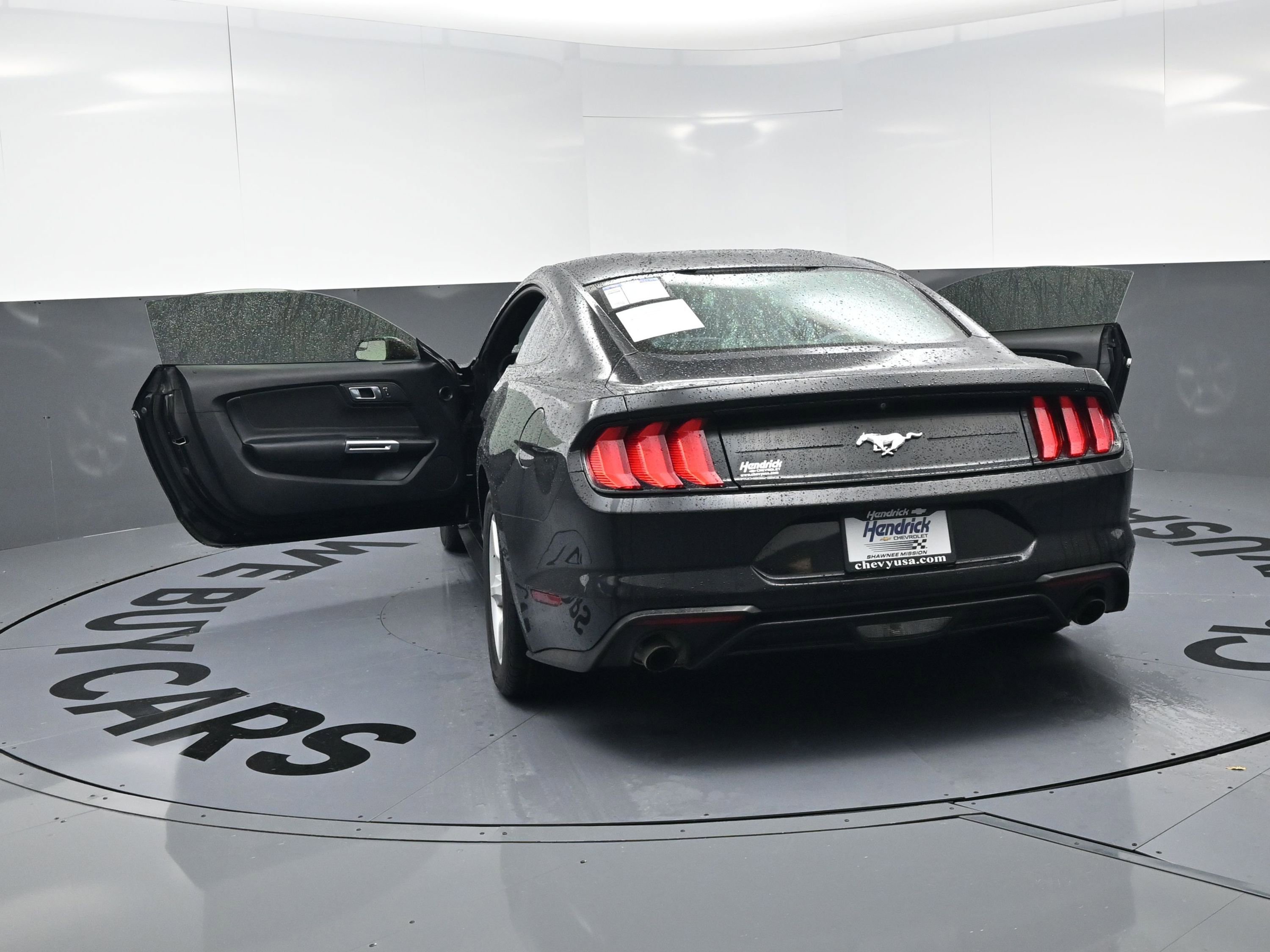 Used 2018 Ford Mustang Coupe image 24
