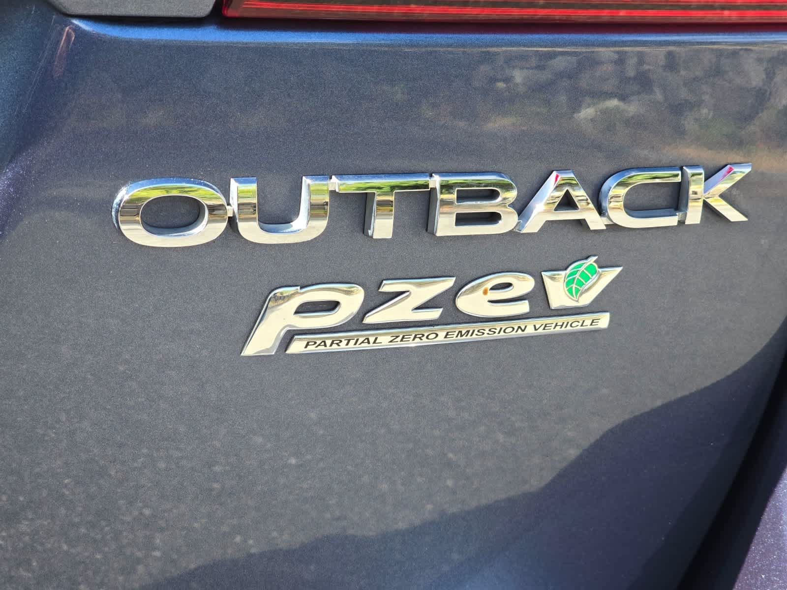Used 2016 Subaru Outback 2.5i Limited AWD/4WD image 7