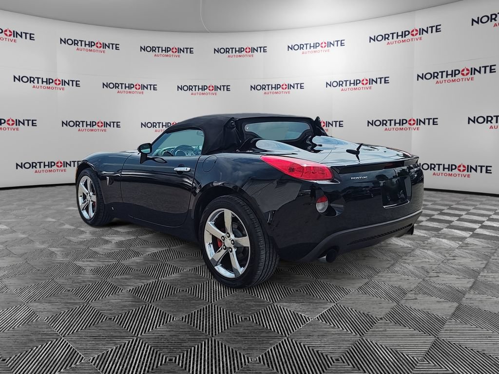 Used 2008 Pontiac Solstice GXP w/ Premium Package RWD image 4