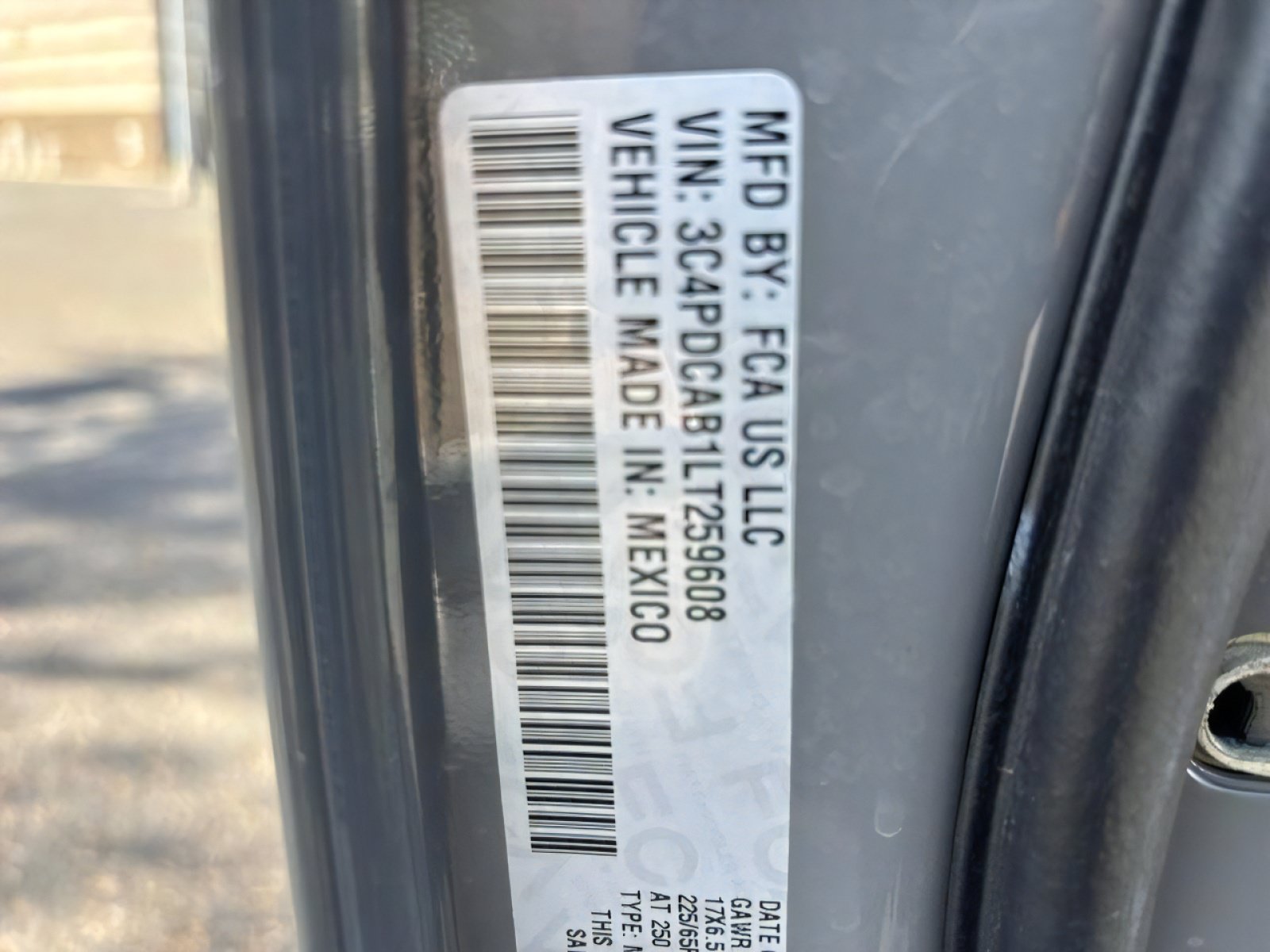 Used 2020 Dodge Journey SE FWD image 31