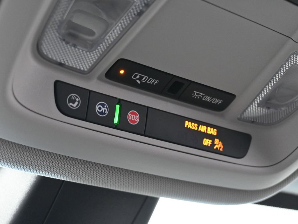 Used 2020 Chevrolet Traverse LT w/ LT Premium Package image 22