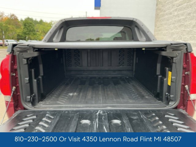 Used 2006 Chevrolet Avalanche Z71 w/ Sun And Sound Package AWD/4WD image 27